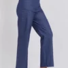 Basic Straight Leg Pant